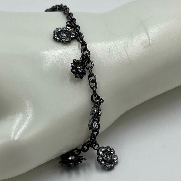 Catherine Popesco Gunmetal Pewter Tone Floral Crystal Charm Bracelet size 7.25" - Picture 1 of 13